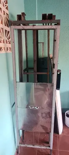 Monta carga - elevador para restaurantes