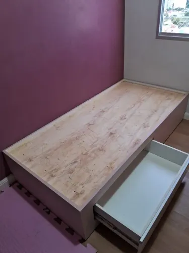 Cama em Mdf com gaveta