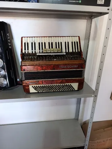 Todeschini artist 4 120 baixos