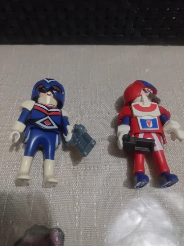 Playmobil bonecos 