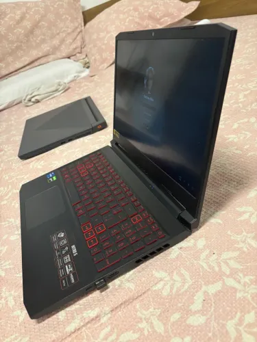 Acer nitro 5 I7 GTX 1650