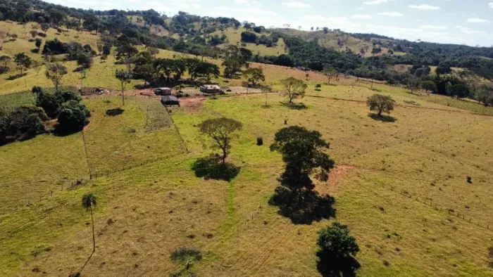 Sítio de 5 alq, em Ouro Verde rica em água  só R$ 2.800.000