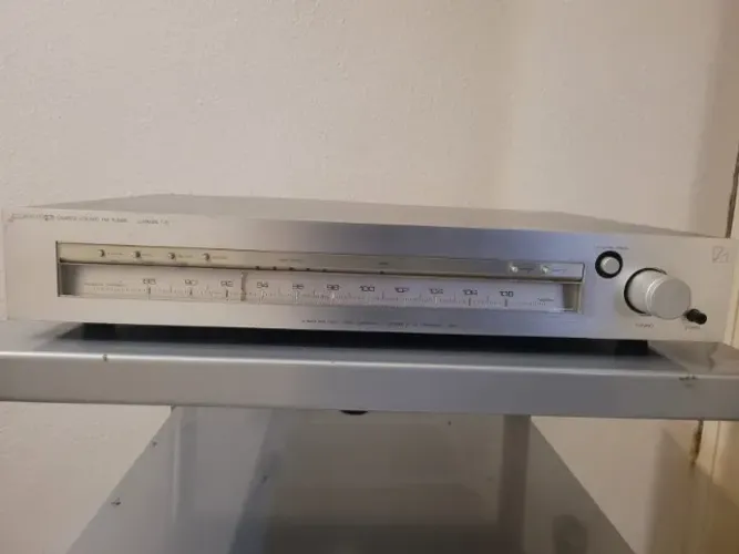LUXMAN T2 tuner