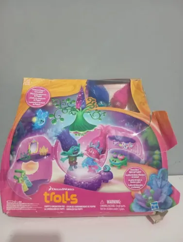 Playset Trolls Poppy's Coronation Pod