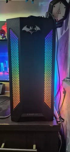 Gabinete Lian Li Lancool II (semi-novo)