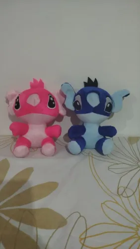 Casal Pelucias Sitch e Angel (+-18cm)
