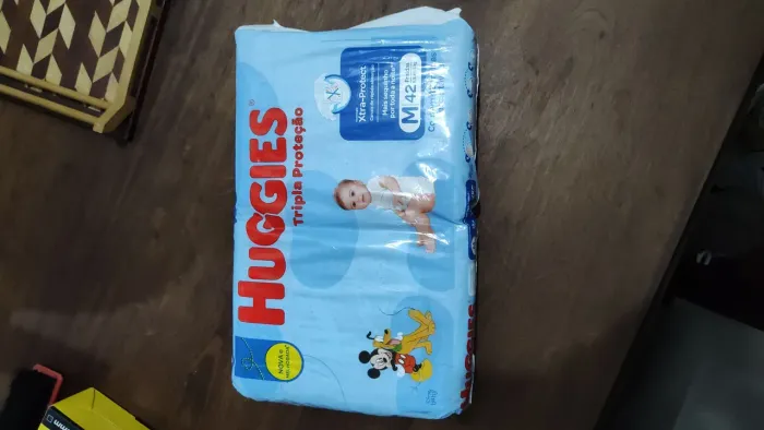 Fraldas Huggies Tripla Proteção M42 - 3 pacotes com 42 unidades