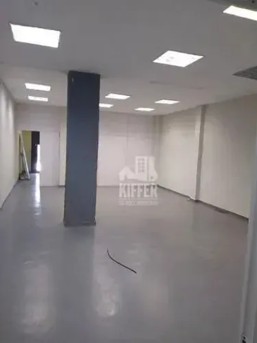 Loja Comercial 200m² no Centro de São Gonçalo | Alto Fluxo