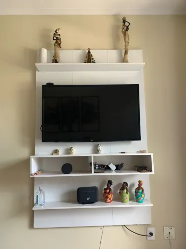 Painel para TV 180x115 cm - Branco | Conservado
