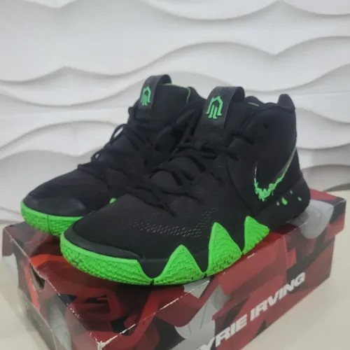 Tênis Kyrie Irving 4  halloween 