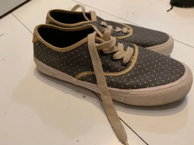 tênis infantil zara bolinhas tamanho 30