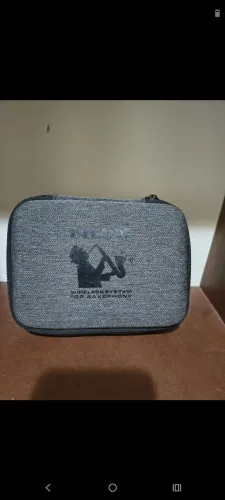 Microfone Nux para saxofone  