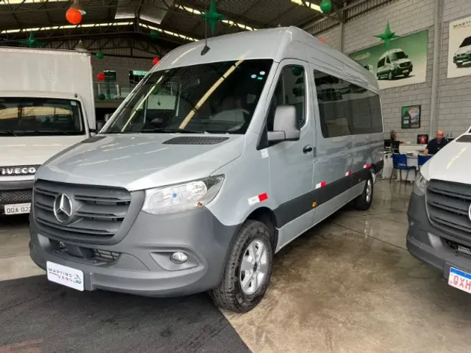 Mercedes-Benz Sprinter 417 Furgão Ext. L.t.a Die. (e6) 2026