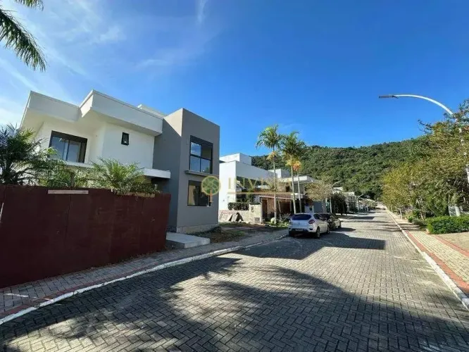 À venda | Casa em Condomínio fechado de alto padrão com 4 suítes - Cachoeira do Bom Jesus