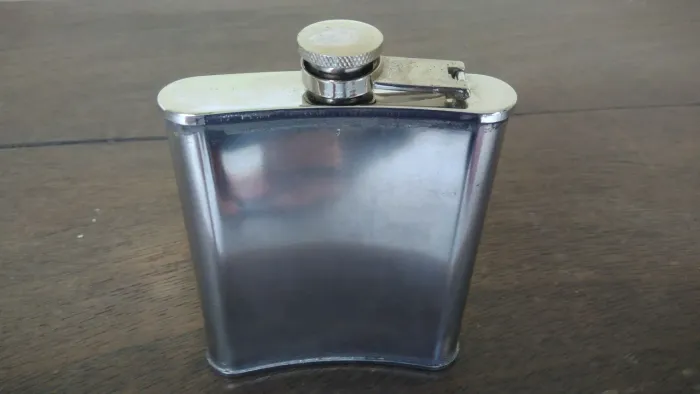 Cantil de bolso