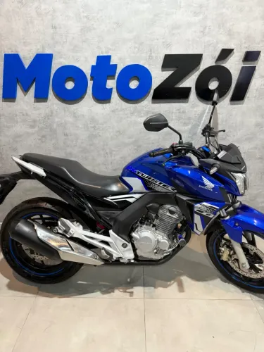 HONDA CB 250 TWISTER AZUL 2021