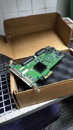 Placa SCSI ATTO ultra320 2 canais 