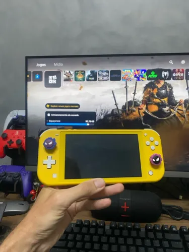 Nintendo Switch Lite Amarelo