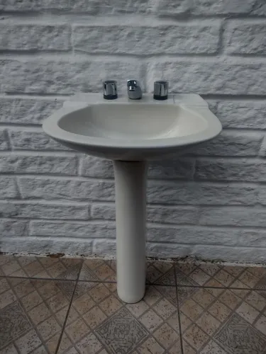 PIA C/ PÉ+ 2 TORNEIRA QUENTE / FRIO CREME 