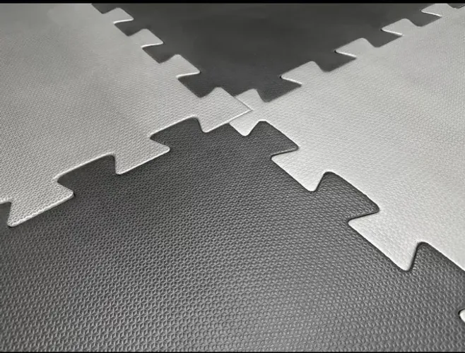 Tapete tatame 1 metro x 1 metro x 4 cm de espessura