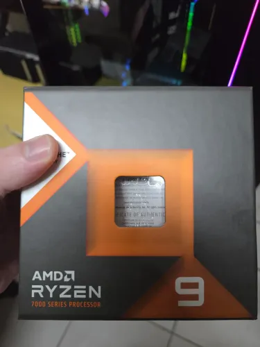 Processador AMD Ryzen 9 7950X3D, 5.7GHz Max Turbo, Cache 128MB, AM5, 16 Núcleos, Vídeo Int