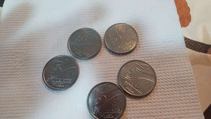 Moeda de 5 cruzeiros 1990 e 1991