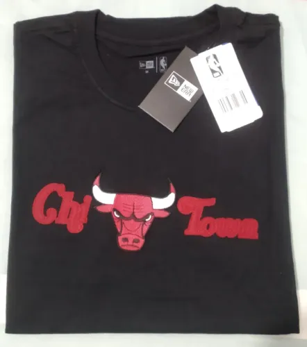 Camiseta Original New Era Core Chicago Bulls NBA - Tamanho M