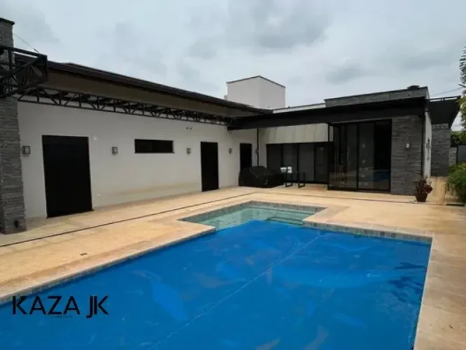 Comprar/vendo: Casa térrea alto padrão a venda no condomínio Tereza Cristina, Jundiaí com 