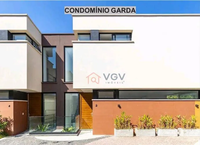 Luxo e Conforto em São Paulo Sobrado com 541m2 de pura sofisticação, Piscina e 4 Suítes n