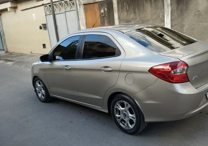 Ford Ka Sedan 1.5 Sigma  04 Cilindros Emplacado 2026 troco   $33.500