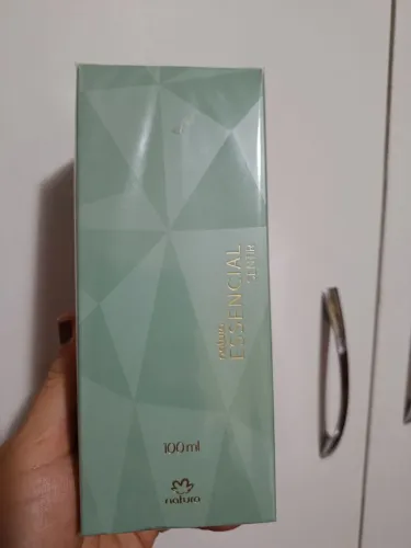 Perfume essencial feminino