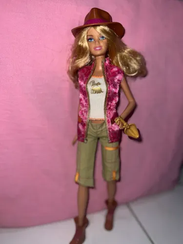 Barbie Arqueóloga Original completa 2011