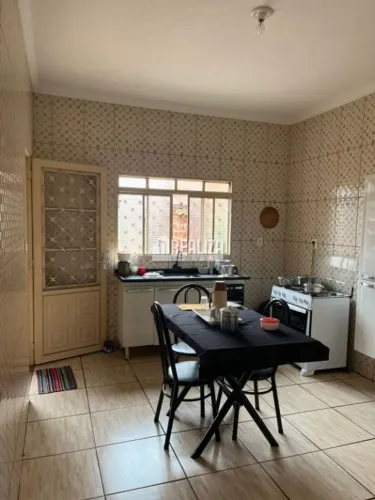 Casa à venda no Bairro Morada do Verde, Igarapava - Ótima oportunidade!