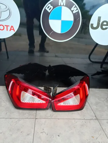 Par Lanterna Fiat cronos. Led. Original 