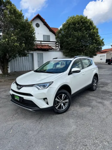 Toyota RAV4 2.0 Top 4X2 16V Aut. 2018
