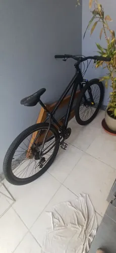 Bike GTS ótima