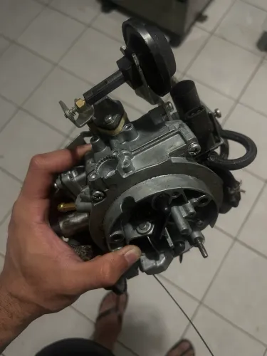VENDO CARBURADOR 2e GASOLINA EM ESTADO DE NOVO