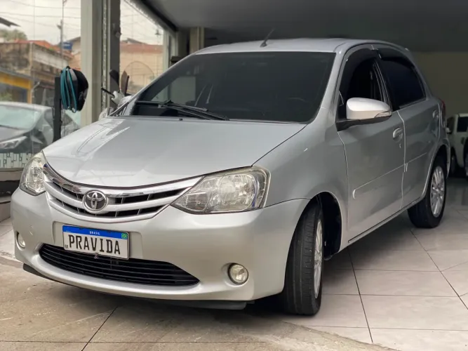 Toyota Etios XLS 1.5 Flex 16V 5P Mec. 2015