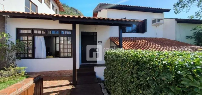 Casa Residencial à venda, Trindade, Florianópolis - CA0811.