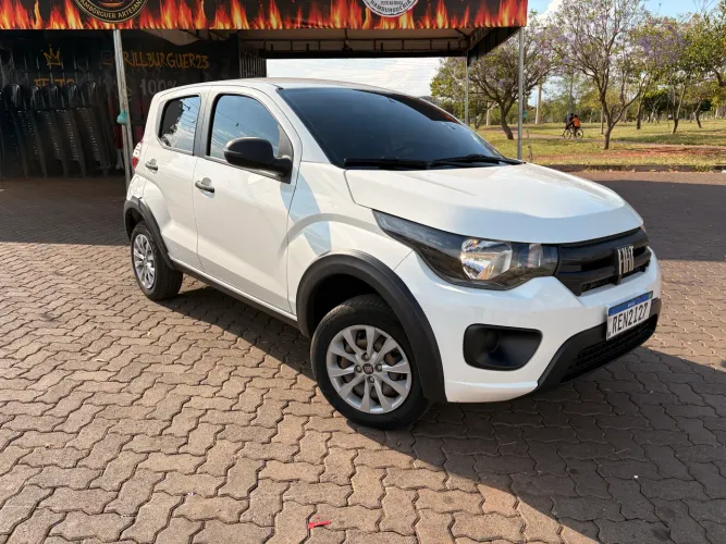 Fiat Mobi Like 1.0 Fire Flex 5P. 2022