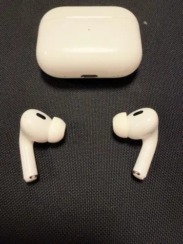 AirPods Pro 2ª geração, com cancelamento de ruído e estojo MagSafe.