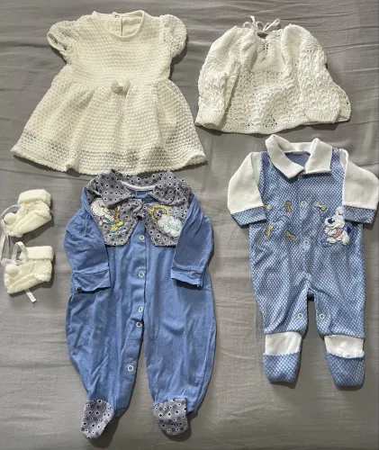 Lote 5 peças de roupa para bebê de 1a 3 meses