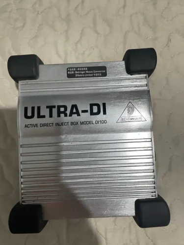 Direct Box beringher DI100