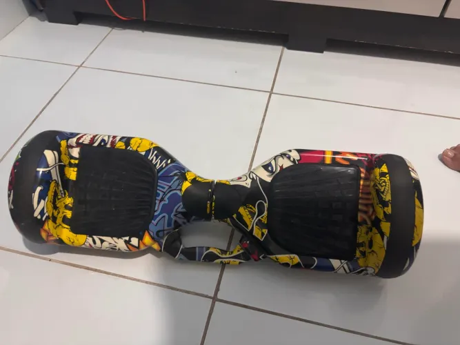 HOVERBOARD EM ÓTIMO ESTADO DE CONSERVAÇÃO