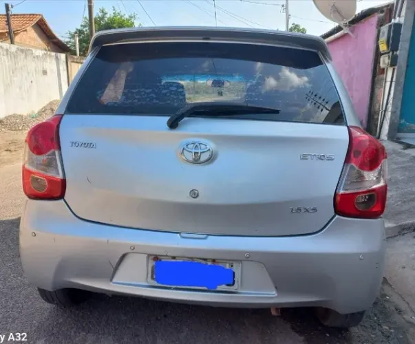 Toyota Etios XS 1.5 Flex 16V 5P Mec. 2014