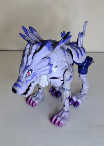 Boneco do digimon adventure - Garurumon digivolving Weregarurumon