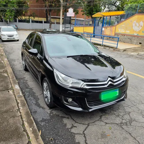 Citroen C4 Lounge Exclusive 1.6 Turbo 4P Aut. 2014