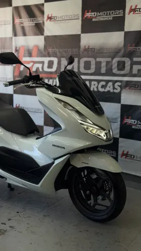 PCX 160 DLX