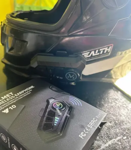 ? Intercomunicador Y10 para Capacete ? R$ 100  Vendo intercomunicador Y10,
