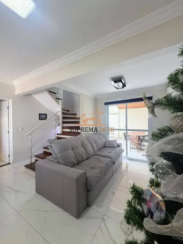 Casa Sobrado com 3 quartos á venda , Condomínio Chácara Sônia
